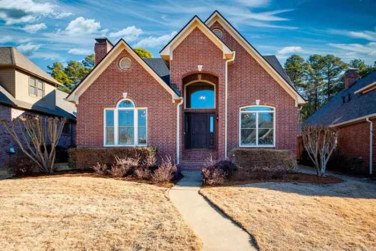 Single-family house For Sale in 56, Duclair Court, Little Rock, Arkansas