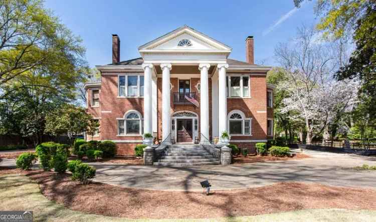 Single-family house For Sale in 2204, Monticello Street Southwest, Covington, Georgia