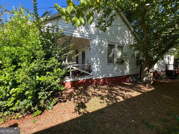 Single-family house For Sale in 39, North Broad Street, Porterdale, Georgia