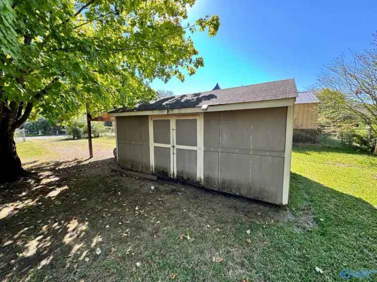 Single-family house For Sale in Hartselle, Alabama