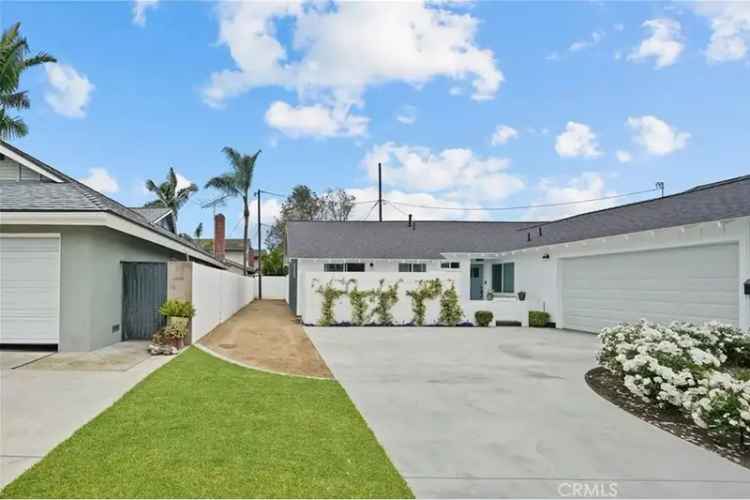 Single-family house For Sale in 10202, Constitution Drive, Huntington Beach, California