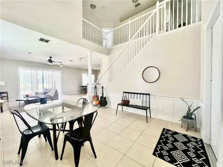 Single-family house For Sale in 2573, Deerfield Lake Court, Cape Coral, Florida