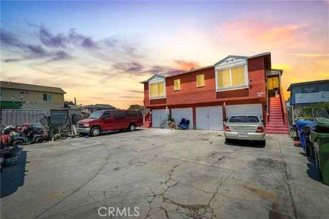 Multi-family house For Sale in 521, West 78th Street, Los Angeles, California