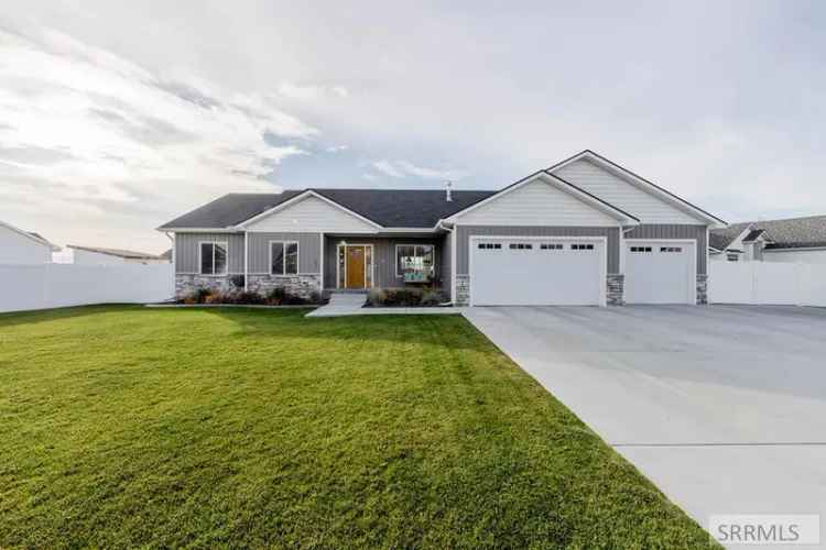 Single-family house For Sale in 329, Palisade Drive, Idaho Falls, Idaho