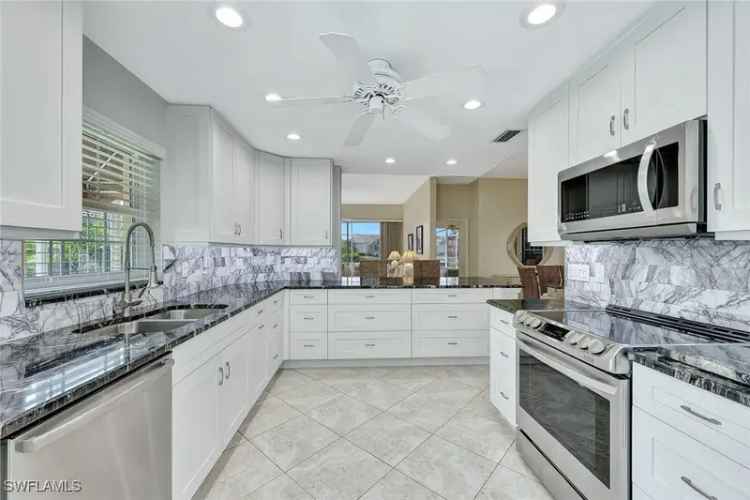 Single-family house For Sale in Bonita Springs, Florida