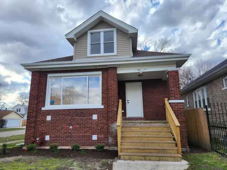 Single-family house For Sale in 11356, South Eggleston Avenue, Chicago, Illinois