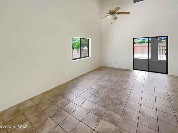 Single-family house For Sale in 9477, East Lilly Bay Loop, Tucson, Arizona