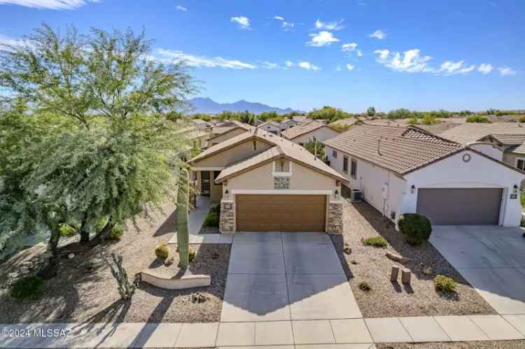 Single-family house For Sale in 395, West Calle Del Estribo, Sahuarita, Arizona