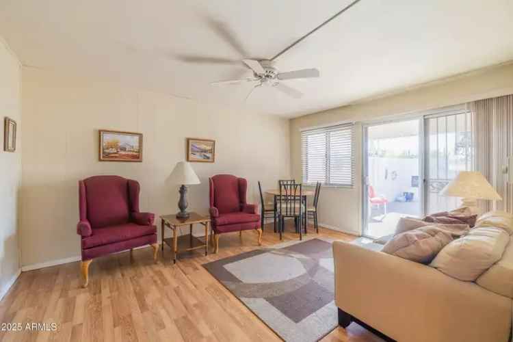 Apartment For Sale in 10254, West Palmeras Drive, Sun City, Arizona