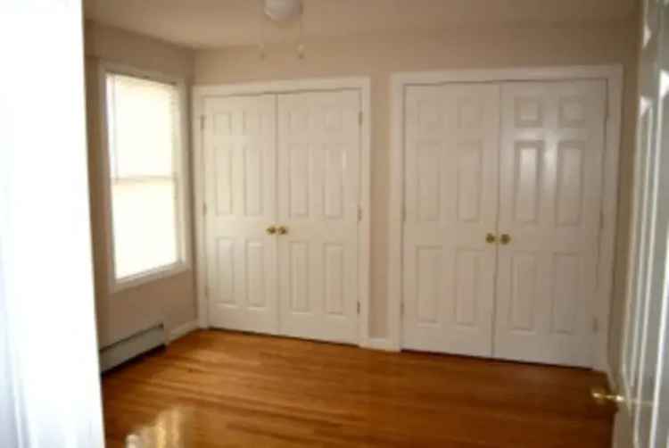 6 Bed 2 Bath House Near Eastern Campus UCONN