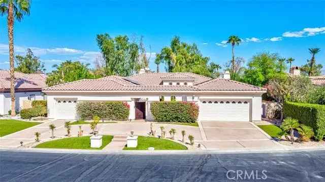 Single-family house For Sale in 17, Oakmont Drive, Rancho Mirage, California