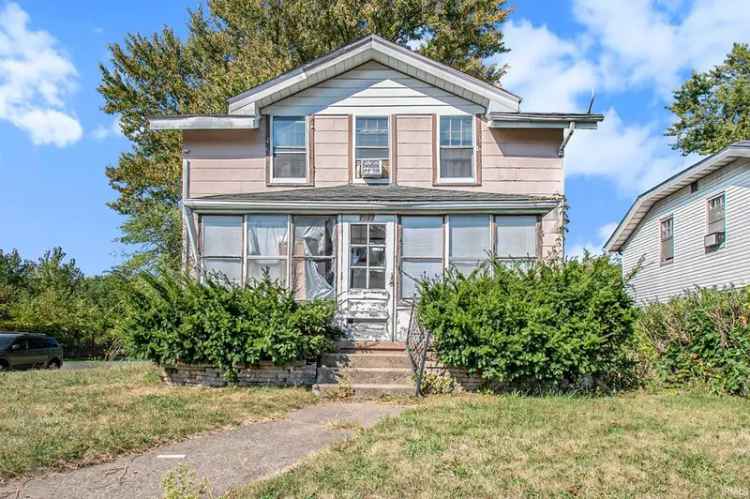 Single-family house For Sale in 1817, Oliver Street, South Bend, Indiana