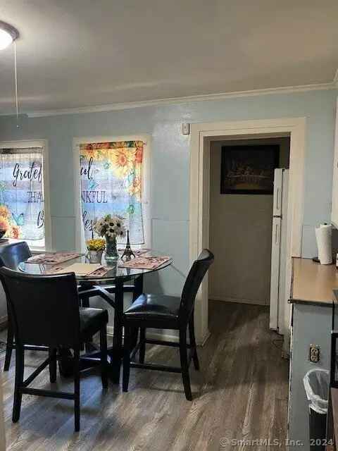 Condo For Sale in Bridgeport, Connecticut