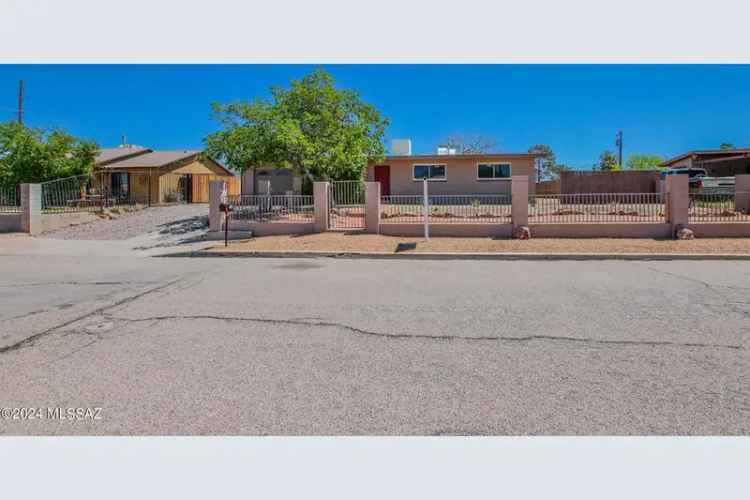 Single-family house For Sale in Tucson, Arizona