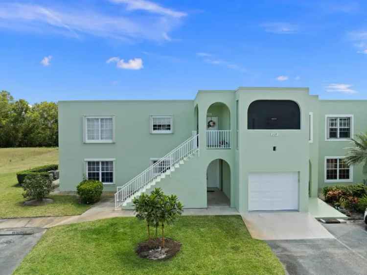 Condo For Sale in 2129, Southeast Wild Meadow Circle, Port Saint Lucie, Florida