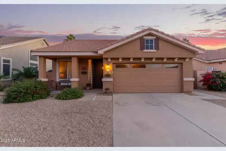 Single-family house For Sale in 6931, West Blackhawk Drive, Glendale, Arizona