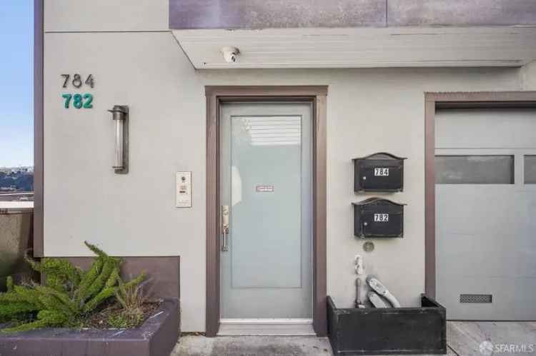 Condo For Sale in 784, Andover Street, San Francisco, California