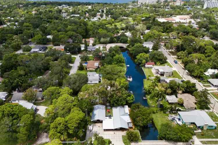 Multi-family house For Sale in 2006, 14th Avenue West, Bradenton, Florida