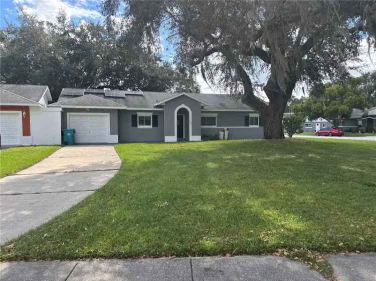 Single-family house For Sale in Orlando, Florida