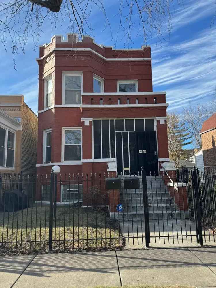 Multi-family house For Sale in 6946, South Prairie Avenue, Chicago, Illinois