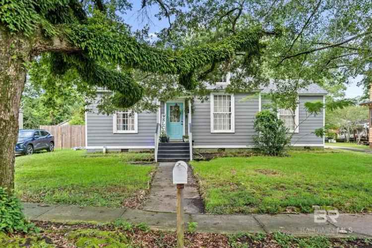 Single-family house For Sale in Mobile, Alabama