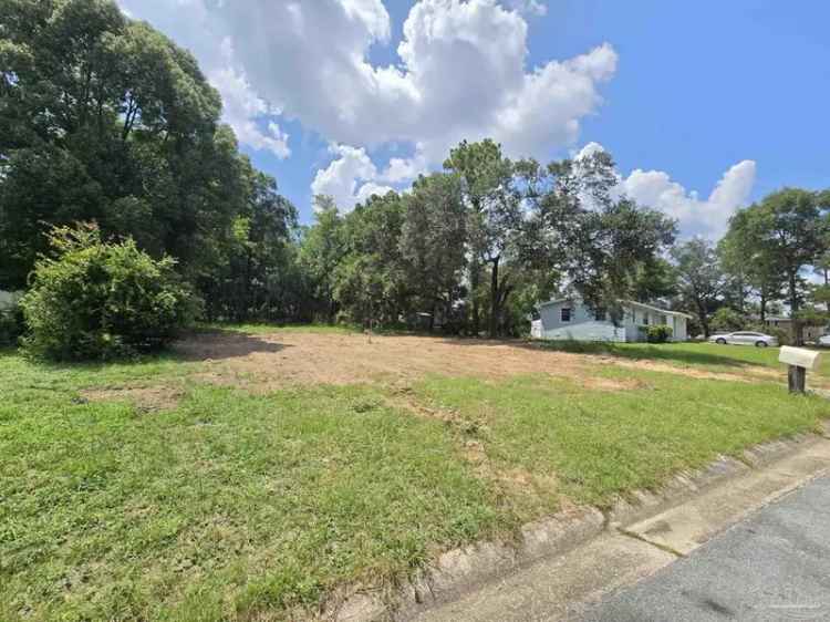 Land For Sale in 531, Springdale Circle, Pensacola, Florida