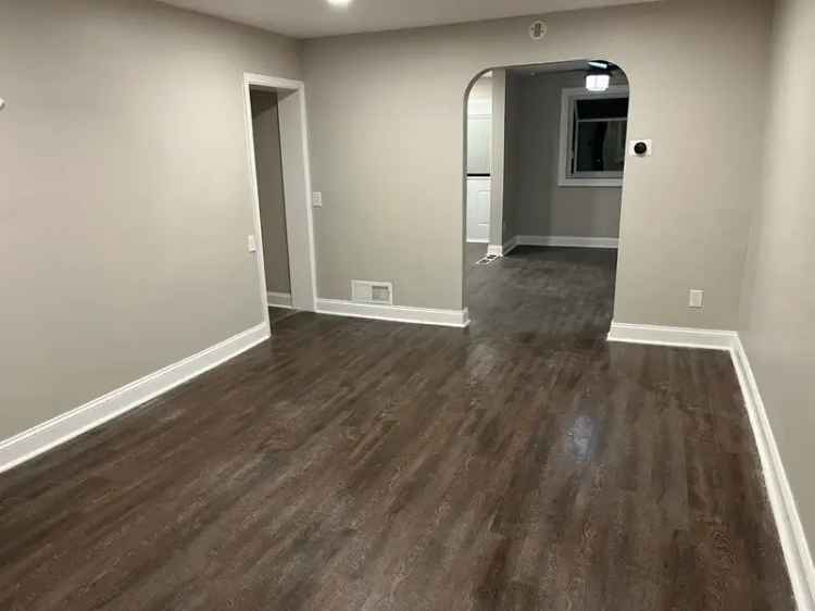 Townhouse for Rent Near I-95 and Downtown Baltimore