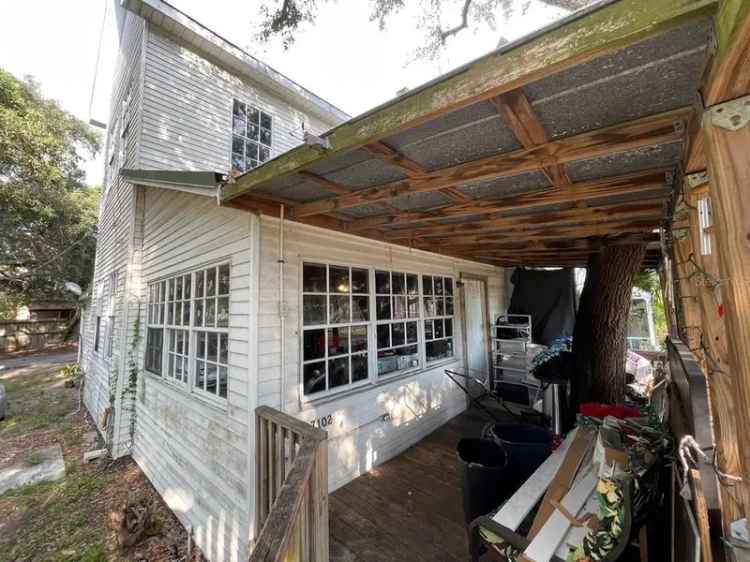 Single-family house For Sale in 7102, South Fitzgerald Street, Tampa, Florida