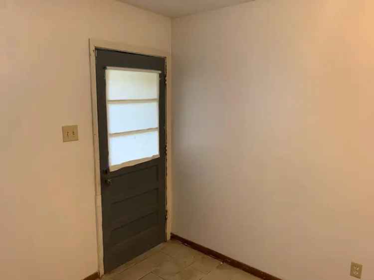 Apartment Unit for Rent near I10 and Lakeside