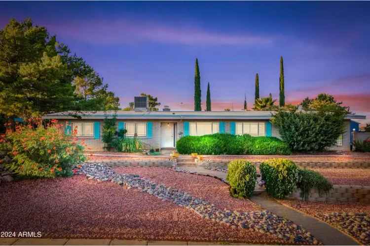 Single-family house For Sale in 2049, Crestwood Drive, Sierra Vista, Arizona