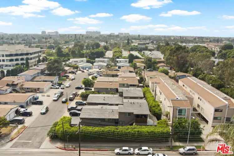 Multi-family house For Sale in 12013, Sylvester Street, Los Angeles, California