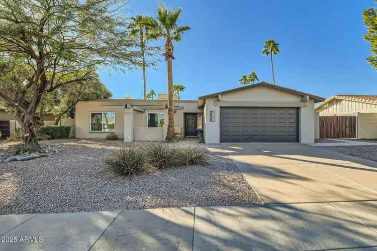 Single-family house For Sale in 7520, North Via De Manana, Scottsdale, Arizona