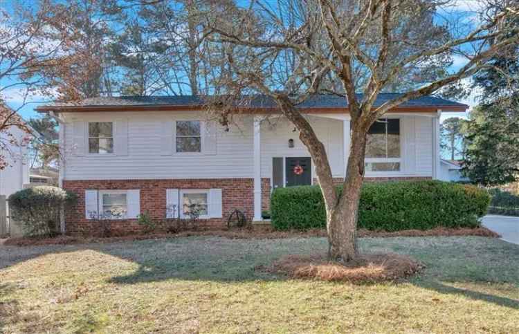 Single-family house For Sale in 3667, Prince Way, Tucker, Georgia