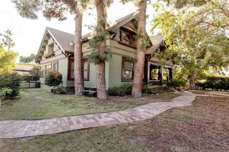 Single-family house For Sale in Glendale, California