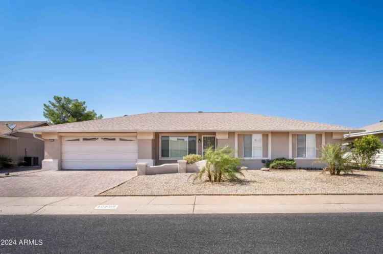 Single-family house For Sale in 10608, West Edgewood Drive, Sun City, Arizona