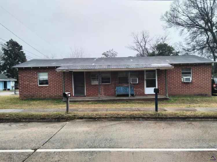 Multi-family house For Sale in 1156, Anthony Road, Macon, Georgia