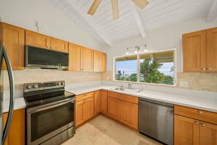 Single-family house For Sale in 141, Kaikuono Place, Hilo, Hawaii