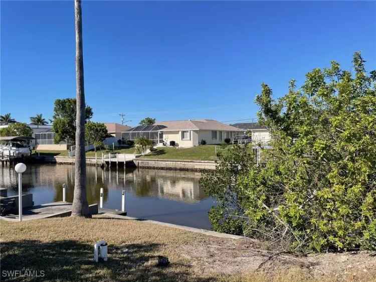 Land For Sale in 845, Southwest 40th Terrace, Cape Coral, Florida