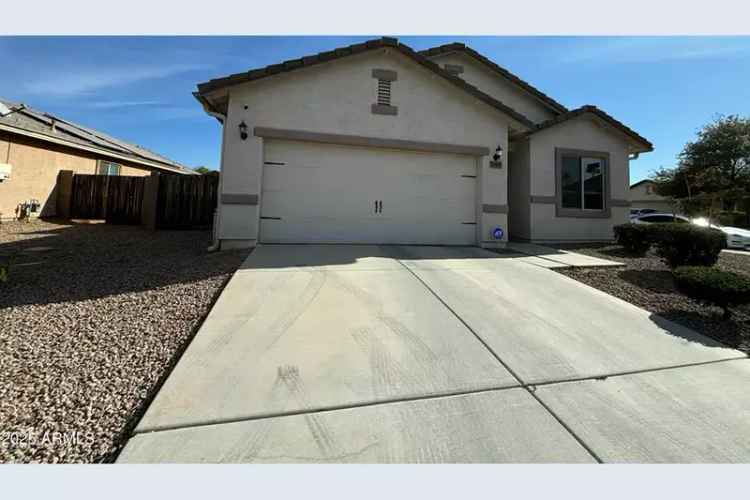 Single-family house For Sale in 20609, North Wilford Avenue, Maricopa, Arizona