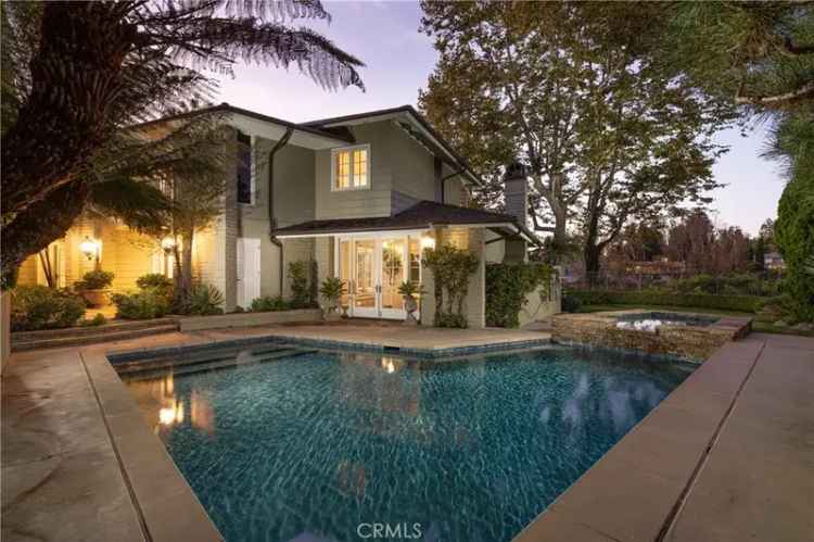 Single-family house For Sale in 3, Cypress Point Lane, Newport Beach, California