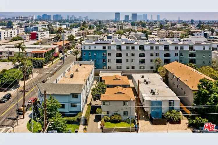 Multi-family house For Sale in 1606, South Bundy Drive, Los Angeles, California