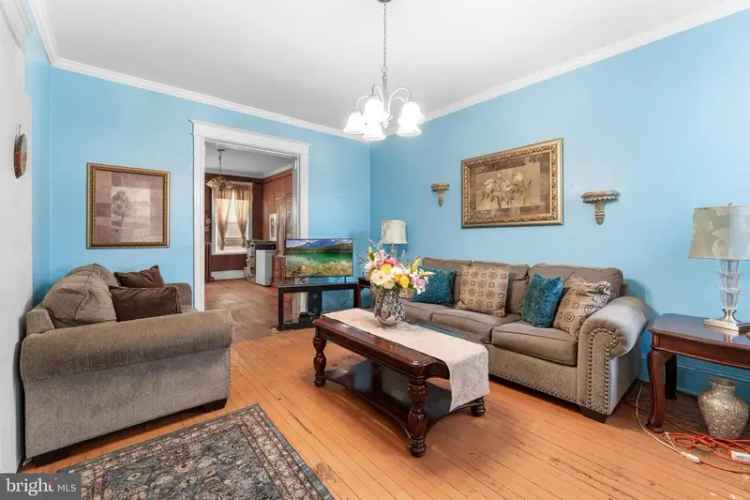 House For Sale in 307, 15th Street Northeast, Washington, District of Columbia