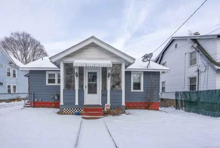 Single-family house For Sale in 253, Frost Road, Waterbury, Connecticut