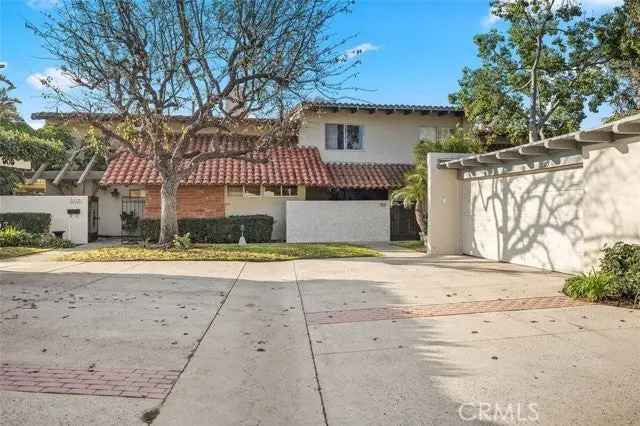 Single-family house For Sale in 503, Avenida Campana, Newport Beach, California