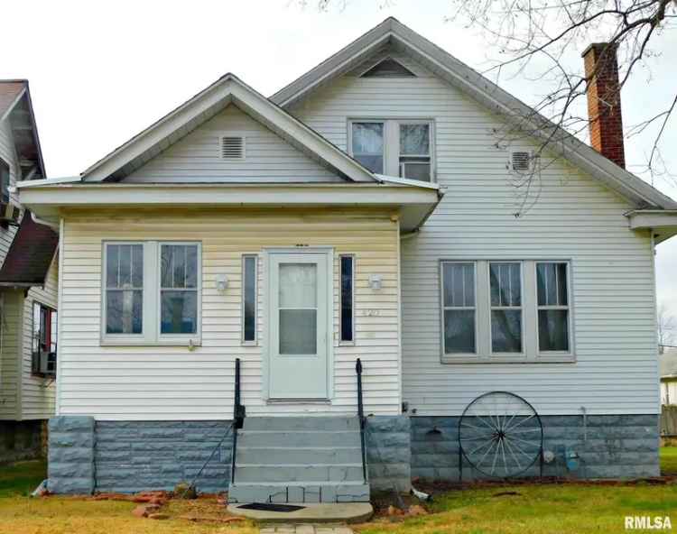 Single-family house For Sale in 420, Linden Avenue, Centralia, Illinois