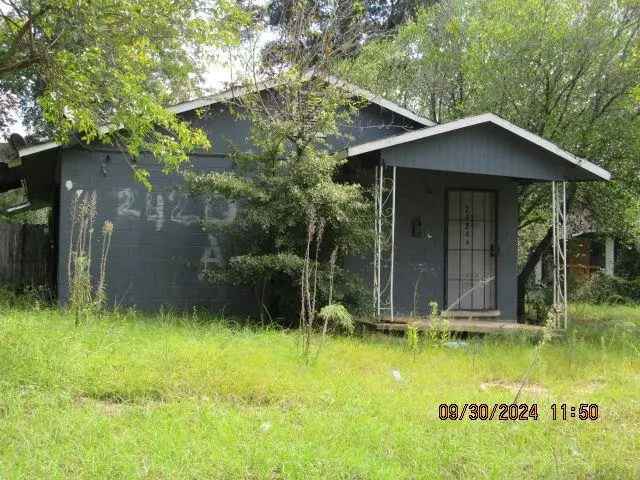 Multi-family house For Sale in 2424, 16th Avenue, Columbus, Georgia