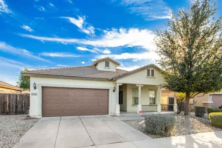 Single-family house For Sale in Phoenix, Arizona