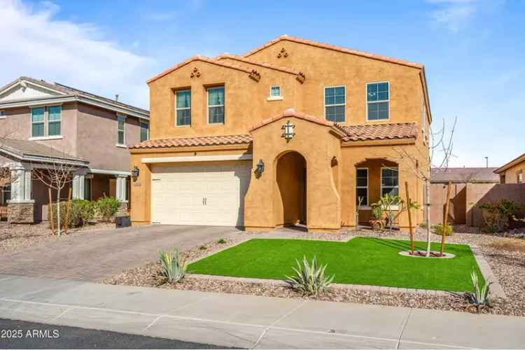 Single-family house For Sale in 2404, East Gillcrest Road, Gilbert, Arizona