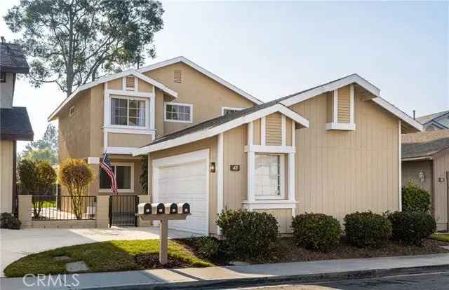 Single-family house For Sale in 48, Bridgeport, Irvine, California