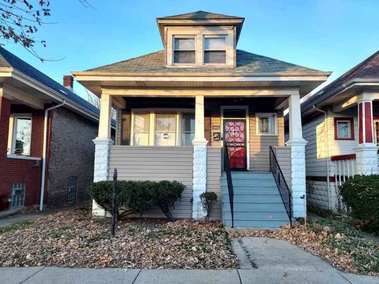 Single-family house For Sale in 1408, West 71st Place, Chicago, Illinois